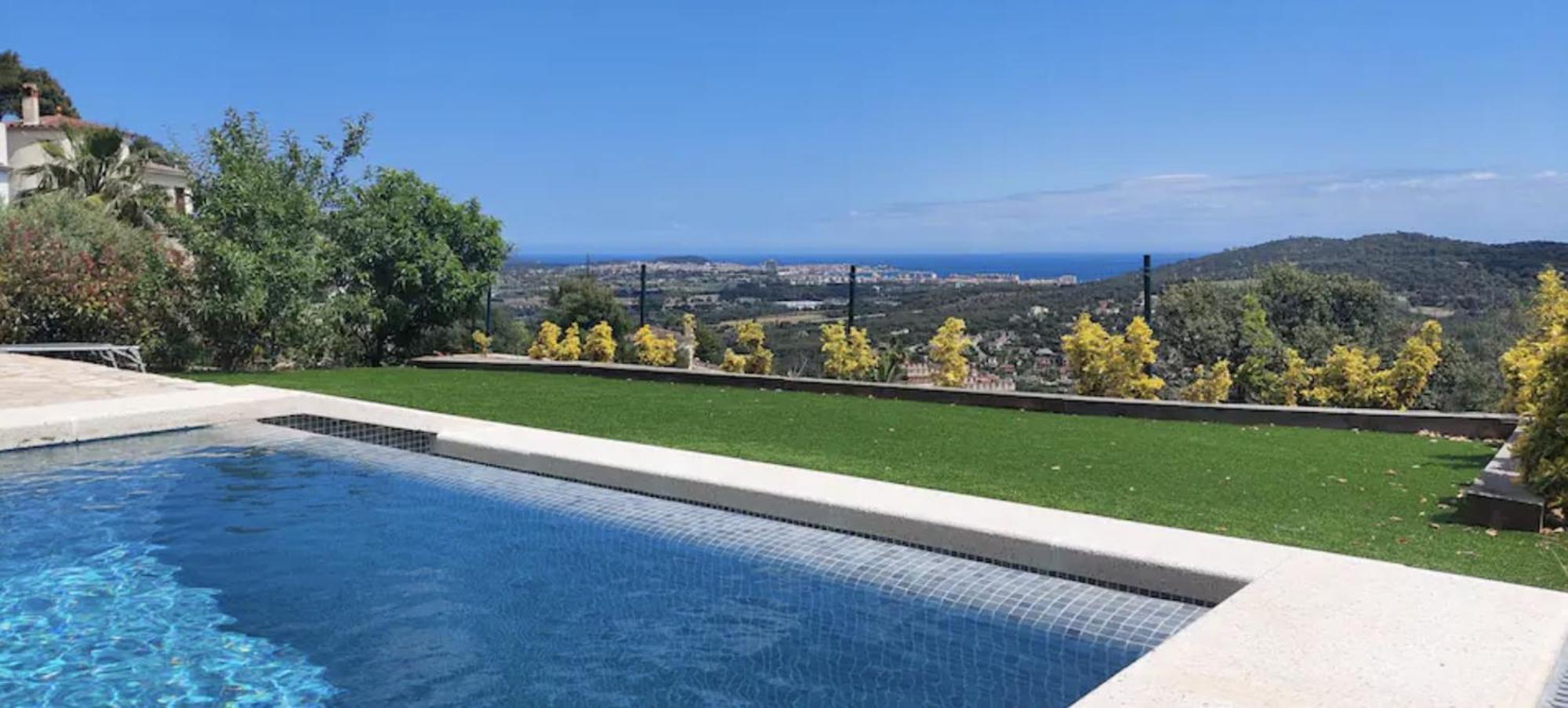Hauzify I Casa Vistamar Holiday home *